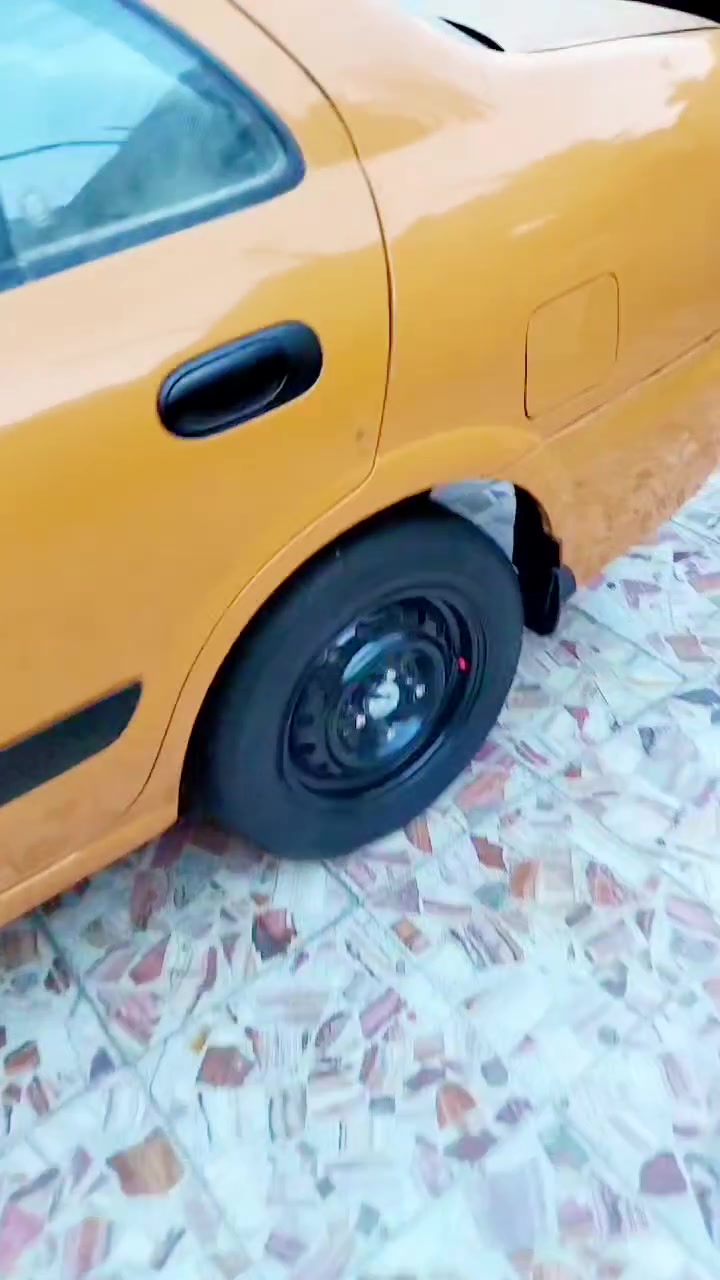السلام عليكم
سني ياباني شركة 2011
سيارة بيها طخه بل جاملغ الامامي بسيط جدآ 
 وطخه بل  جاملغ الخلفي 
ملاحظة سيارة مصبوغة عام ال جماليه 
المحرك والكير كفاله 
هذا رقمي الاستفسار 
***********
🤍المكان بغداد الشعب
