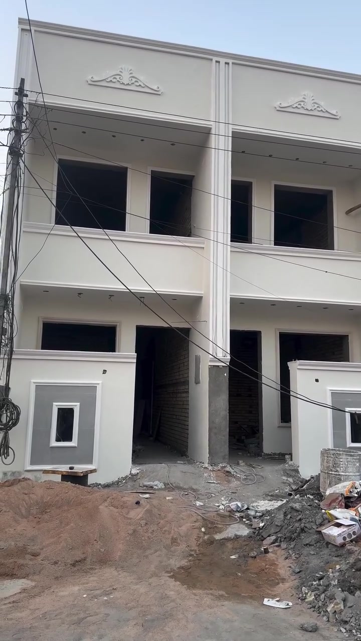 🏠 للبيع ٨٠ متر
✨ بيت مرتب ومناسب للسكن ٨٠٥ 
🛏️ ٣ غرف نوم
📍 موقع مميز

للمهتمين والاستفسار والتفاصيل، تواصلوا ويانه 📞
مكتب أكرم للعقار
📱 ***********
