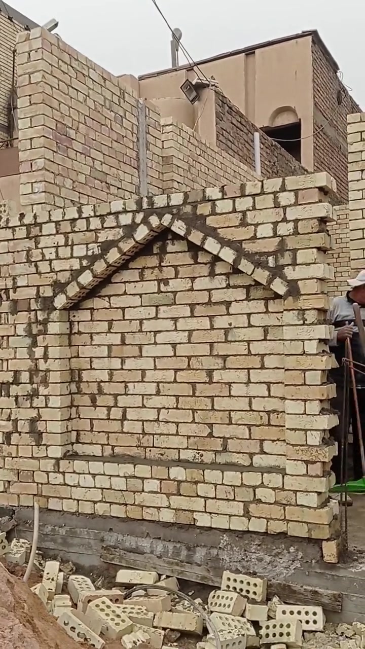 قدر بناء مصري شغل درجه اولى واسعار مناسبه للجمعيه رقم الواتساب ***********

