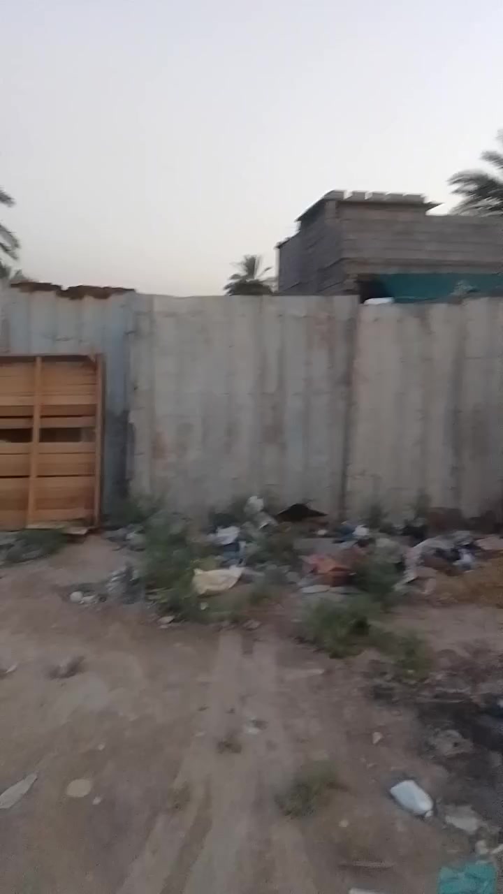 يالله قطعة ارض المساحه 200 متر الواجهه 8 والنزال 26 بل زعفرانيه طابو زاعي تتكاتب مباشر ويه راعيهه وهذاء رقمه *********** خابروه صاحب القطعه ملاحضه القطعه بصف الطابو قطع الامانه بناء متكامل كهرباء ماء مجاري انترنيت
