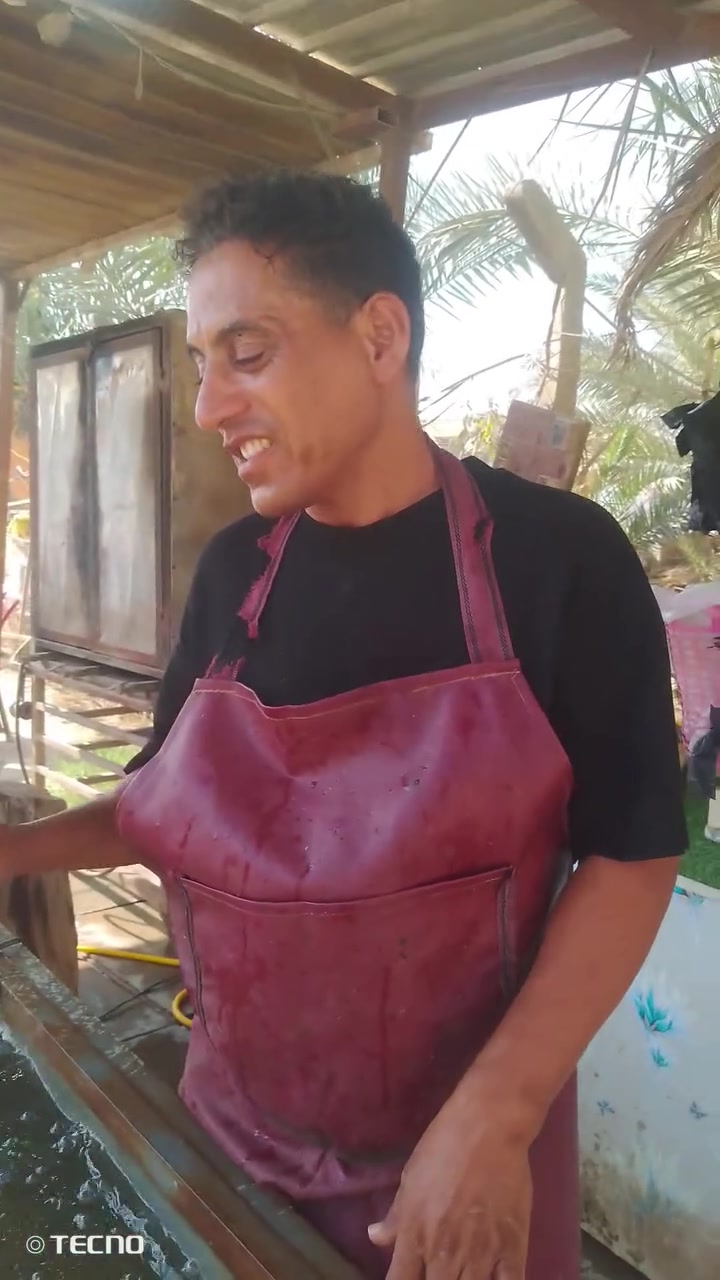 اللهم صلي على محمد وال محمد 
8/12/ الأربعاء 
اخوان السمج الخشن 
كيلو 5500 دينار 
شوي السمج واحد عالم 
شوي سمجه 2000 دينار 
شوي اكثر من سمجه 1500 دينار 
المقبلات 
طماطه -بصل-فلفل حار -طرشي-خبز حار 
سعر الدجاج 
كيليوين ونص 7500 دينار 
شوي الدجاج 9000 دينار
وزن الدجاج الشوي كيلوين 
اخوان الدجاجة الشوي وزن كيلوين 
يعني مو كيلو ونص 
المقبلات 
طماطه -بصل-طرشي خضره خبز 🍞 حار 
خدمة توصيل موجوده فقط المركز 
تلفون 
*********** واتساب 
***********
طريق الاسكان شارع منجه العلويه السايدين نهايته ركن الجمعيه 
خادمكم أبو كرار يحبكم وتدللون علينه
