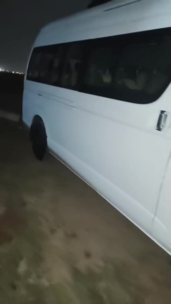 السلام عليكم سياره للبيع هايسه موديل 16
***********
