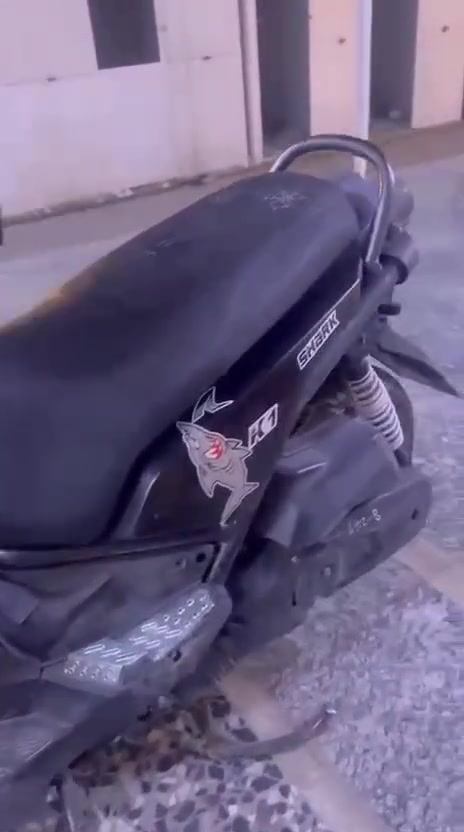سكنس جبلي دراجه حلوه ونضيفه نكره سلف عنوان بغداد الحسينيه مال راشديه *********** متواجد عل رصيد
