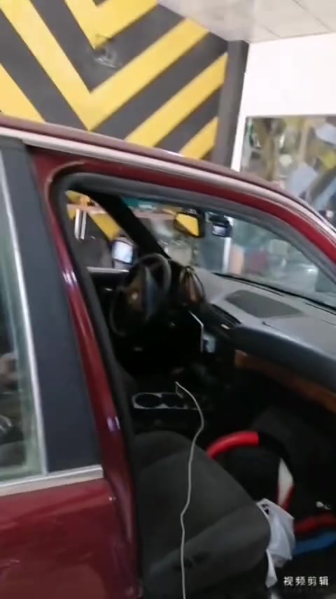 تم فصال كشنات Mشركة %💯🇩🇪BMW
بطاين حرف L ⚡
حسب طلب زبون تحديث داخل سيارات ♻️
عنوان موصل القوسيات شارع عام 🛣️
للتواصل ***********
***********
***********
