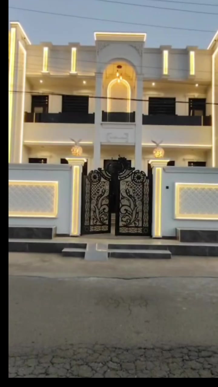📌🤝• السلام عليكم 
🔊 بيت للبيع موقع بغداد
✅منطقة طالب العلي
✅ مساحته 200متر
✅واقع حال 250
✅ واجهه 10 ونزال25
✅ موقع عل شارع 
✅بيت نضام مشتملات ثنين 
✅ يوجد كافة الخدمات
✅بيت ينباع معه اثاث 
✅ سستم كامرت عدد 2
✅غرف نوم تركي عدد4
✅ سبالت عدد9
✅ ديوان ملكي عدد1 براد 1
✅ بنكات  عدد 17
✅ بلازمات البلازمات عدد 6
✅كومنتر عدد 2
✅ مشتملات مؤثثه بل كامل 
✅طابو زراعي سند 25 
✅فرصة ذهبية
✅للاستثمار اوالسكن 
✅ماللاستفسار 
📞بادراره عبدالله السامرائي 
***********
