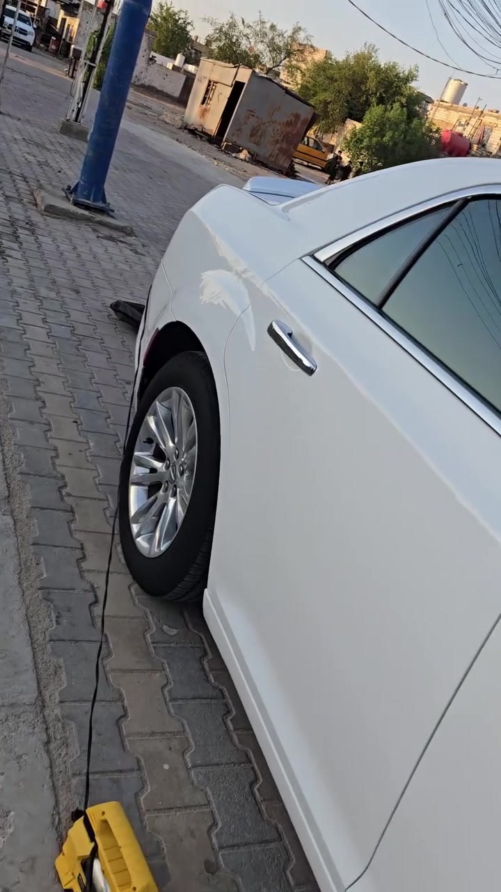 اوباما لمتددموديل  18 اربيل كندي كفاله عامه حتى الدعاميات بدون شخوط او رصعات عدا باب العبري بيه تكحيل بسيط 
السياره فول للاخير كلشي بيها 
كير ومحرك كفاله . الحداديه قبل اسبوع مبدلها مع تخم تاير 
تبريد خير من الله 
السعر 265 
مكان السياره ميسان- العماره اسيا *********** او اثير ***********
