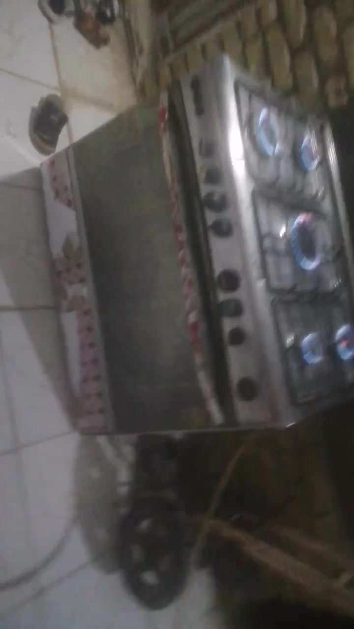 طباخ خمس عيون كل شغل عيون وفرن ب90 بيه مجال ***********
