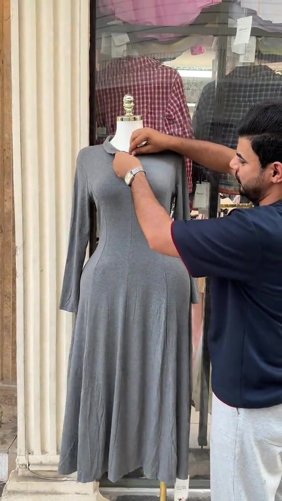 ملابس • للبيع