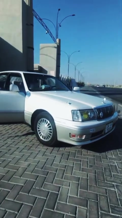 سلام وعليكم سياره راس الثور للبيع كير مكينه مكفوله مكفوله من الكصه ونقل الجثه مسستمه بس بيبان جديده وحهزه من كلشلي رقم الهاتف*********** ***********
