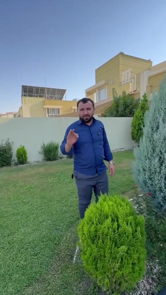 بیت VIP للبیع في منطقة أربیل جدیدة ( هولیري نوي ) 

٣٠٠ متر    
خلف مستشفی CMC و قریب شارع کویە 
٥ نوم 
٥ حمام 
مطعم حار و بارد 
کاونتر مع بیت 
الاستفسار اكثر للتواصل
***********☎
***********☎
#بيع_و_شراء_عقارات_مقاولات #كوردستان_العراق_اربيل_دهوك_زاخۆ #مشاهير_تيك_توك
