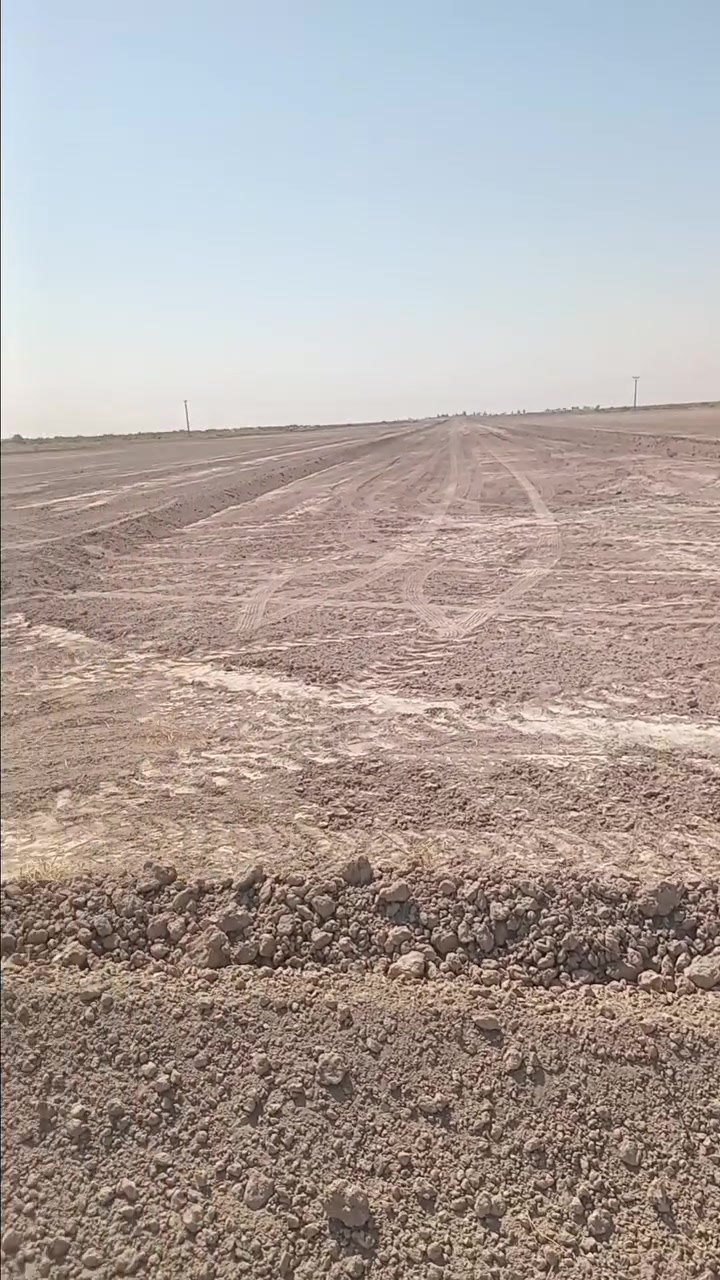 ٢٢دونم طابو زراعي سند ٢٥بالصويره منطقة عبدالله والسراطه تحويل مباشر سعر الدونم الواحد ٦ملايين وربع وبيها مجال تحويل مباشر تربه جيده تبعد عن التبليط ٤٥٠متر بيها ماء سقي وكهرباء مجاورة لدوانم المقطعه وجه الدونم الواحد ٢٧متر والنزال ٩١متر للاستفسار أكثر الأتصال على الرقم ***********او واتساب
