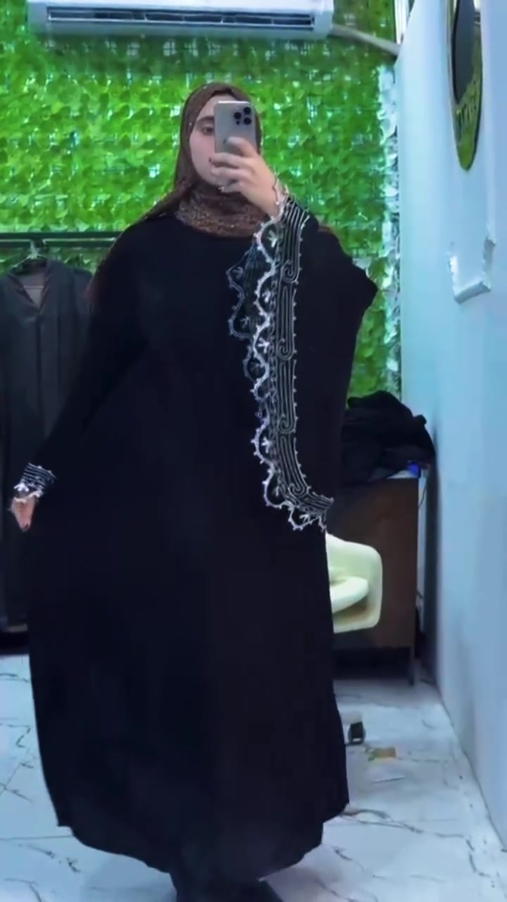 الناصرية • ملابس • ماكو تفاصيل