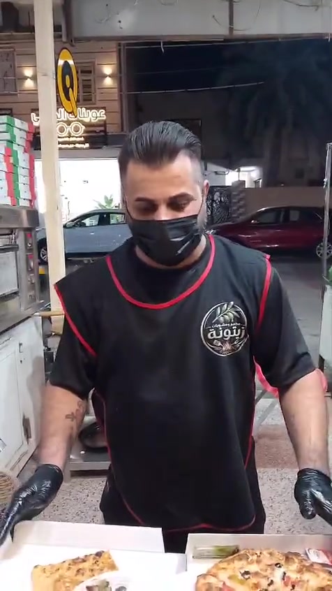 مطعم زيتونه يرحب بكم كل يوم عروض العنوان العماره مغربه شارع مركز القديم عروض اليوم  نص دجاجه عله الفحم + بيزه+ نص نفر اجنحا 6قطع +تمن+خبز توست+مقبلات كل هاذ العرض 12الف دينار ول توصيل مجاني ول عرض ثاني مال كباب احمر  ***********
