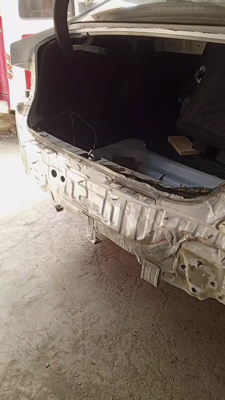 حساني الشمري لسمكرة السيارات الحديثة رقمي ***********📞
جزء من عملنا 

سياره بي واي دي جن بلص 2025 قبل و بعد شغل درجه اولى 

اختصاصنا تعديل على البارد 

بإداره حساني السمكري 

رقمي *********** 📞📞

متواجدين ماسنجر واتساب فايبر 

العنوان العلاوي كراج ابو غريب فرع الجام مقابل مستشفى الكرامه بغداد شارع 6 🛠️🛠️🔨🔨⚒️⚒️🤔😉🫡🤫
