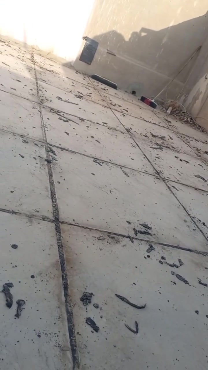 صيانه وتصليح الاسطح  اذا سطحك نازل ماستكه او متهالك  نصلحه الك +تزفيت السطح  + تصعيد اشتايكر  رمل +قلع اشتايكر  + قلع صب  كلشي نشتغل بسعار مناسبه  الشغل والنظافه  كدامك الرقم *********** اتصل وتدلل
