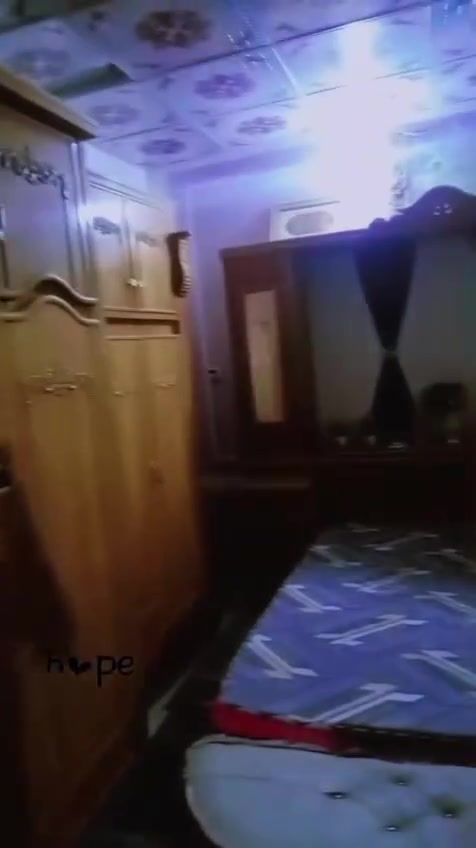 غرفة نوم اخوالجديدملحق حي الحرالسعر1300مليون وبيه مجال مع الموسم ***********
