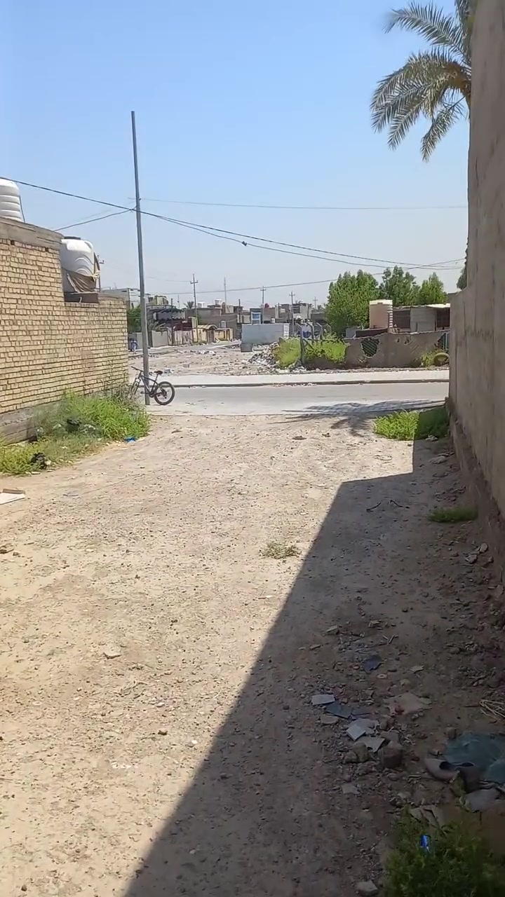 قطعة ارض للبيع زنجيل شارعين تبليط مقابل حديقه منتزه ترهم مشتملات اثنين
الشراي يتصل***********
