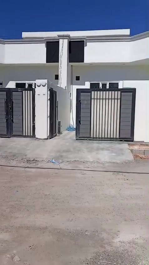مشتملا ت للبيع مساحة الواحد ١٢٥ متر  موقع البكارة من جهة مشروع الماي . ربعة ومطبخ غرفة نوم واحدة وهول السعر ٣٥ مليون 
اتصال ***********
