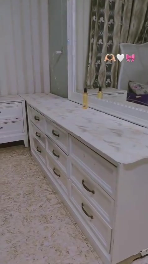 غرفه كويتي نضيف جربايه مترين ب مترين جديده ب السعر مليون  بيه مجال البصره المعقل ***********
