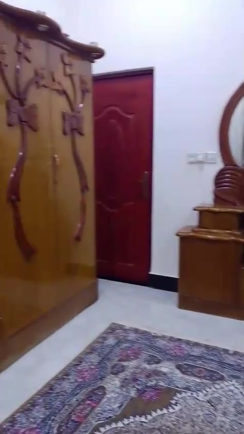 السلام عليكم كنتور نظيف سعره ٣٠٠ ألف وبية مجال والغرفة سعرها ٥٠٠ ألف وبيها مجال قليل مكانها ابو الخصيب ***********
