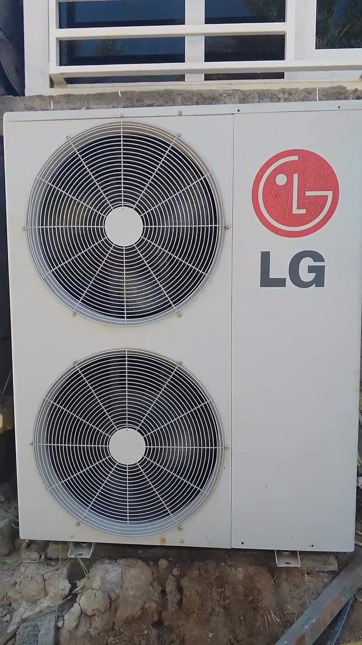 السلام عليكم 
سبلت خمسه طنLG ثري فيز الكوري الاصلي الجهاز بلادي تبريد ثلج بيع أو مرواس بسبلت كنتوري السعر 800 مكان محموديه للاستفسار ***********
