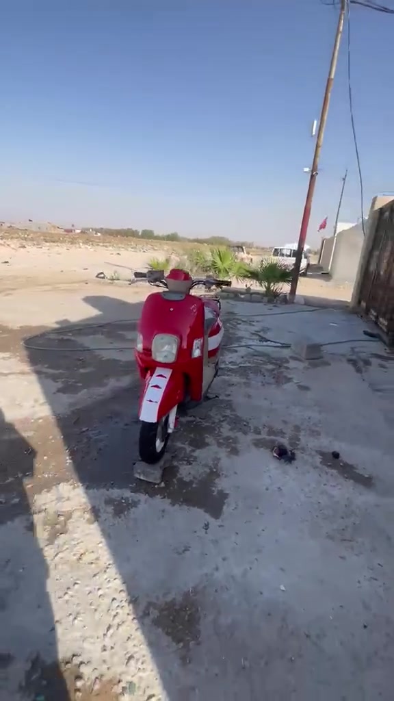 سلام عليكم دراجه ماكس بوليس ولد منزله رمبه وخذيته منه بيه ملاحضات قليله نواعم جانت سوده ومبدلين كفراته حمر دراجه خير من الله يعني اخت جديده  نصبه ومعدل وشلعه ماشاء الله تاخذه يعني انته ترتبه ع ايدك تشتغل سلف هندر اشاير عالي ناصي بك لايت كلهم شغاله ول سعر خاص ***********
