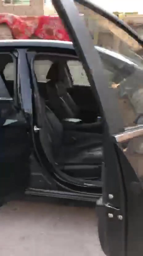 سلام عليكم 
سياره الانتر موديل 2025 فول مواصفات هابرد حادثه بنيد مبدل وصندوك خلفي بي بارد سياره خير من الله رادات بيهه امامي وخلفي سعرهه 150ورقه وبيهه مجال لطيبين مكاني بغداد للستفسار *********** لخط مابي واتساب
