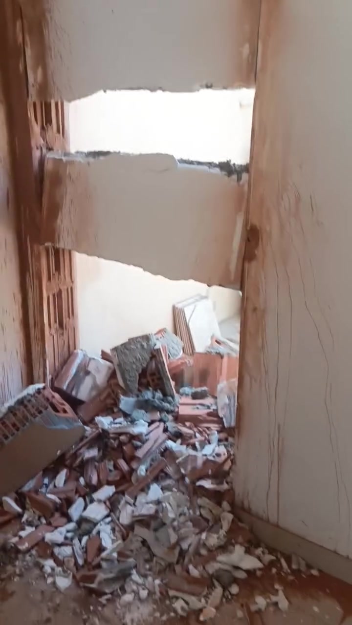 جهاز كص الكونكرت واجدران وفتح دكتات كادر كامل *********** مهندس مؤيد كركوك
