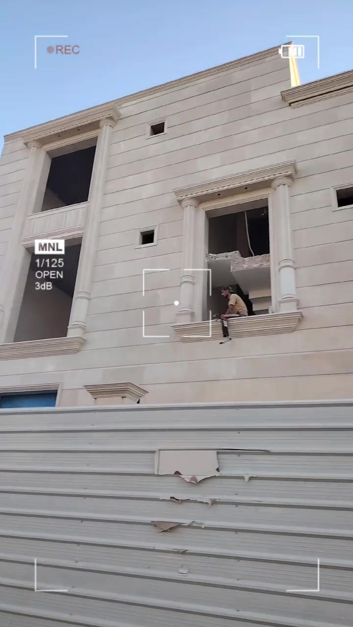 كادر حيدر لجنوبي واجهات لحديثه حجر ومرمر درز وجلي ونحت وتلميع وحف كافت لحجر ولمرمر شغل درجه وله تسليم مهندس لرقم بي واتساب *********** @
