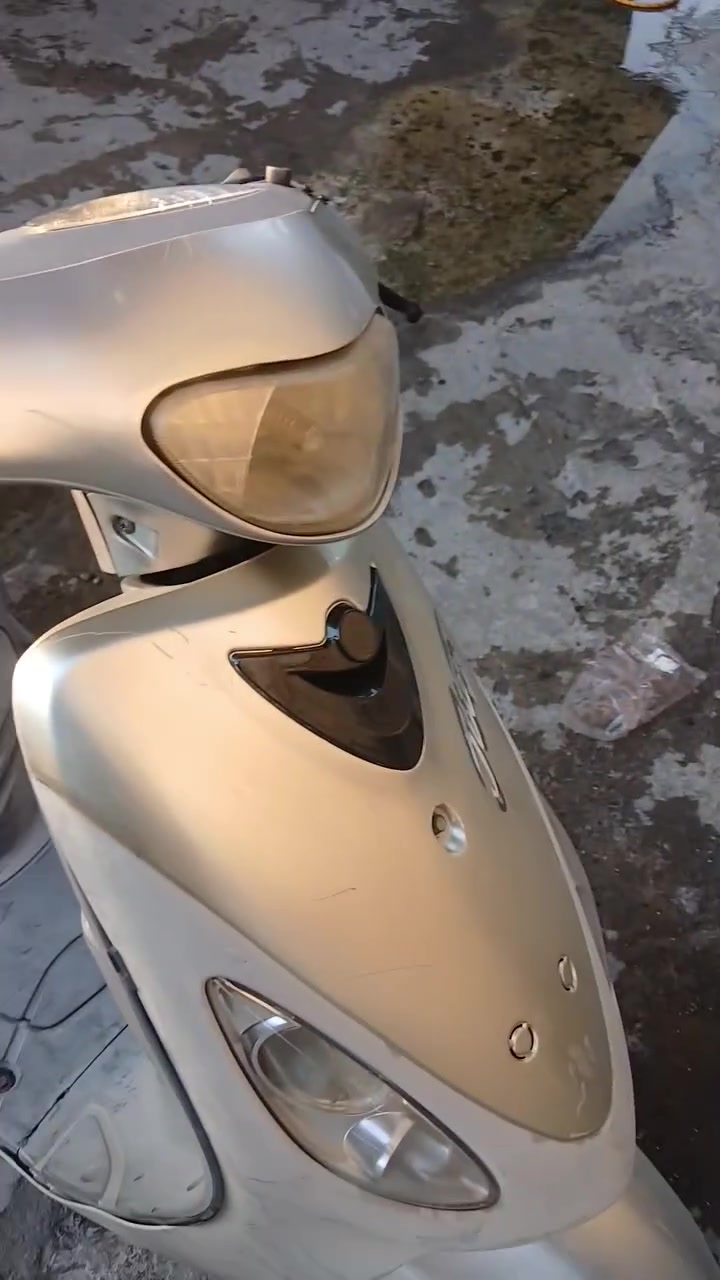 دراجه ماكس منغولي للبيع دراجه اي نقص  بس عدن سلف ما يشتغل دراجه نظيفه محركها مبدل بس قبق واشارات دراجه فول نظافه كفاله عامه مكانها بغداد الرشاد سعر الدراجه 450
***********
