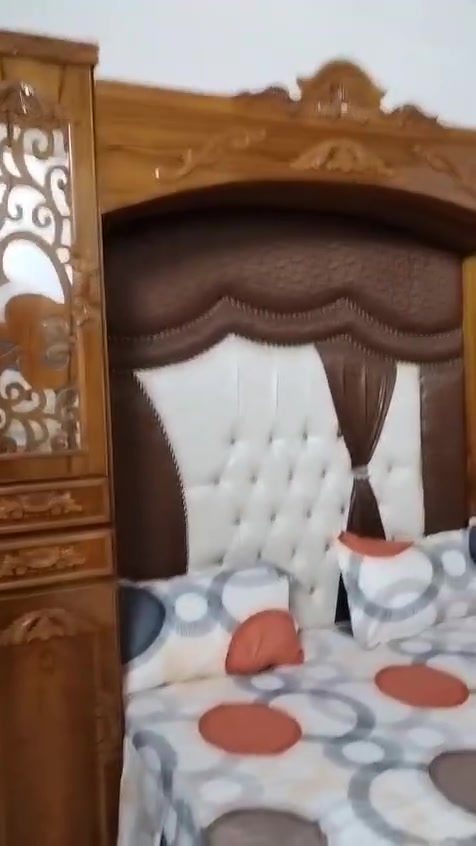 للبيع *********** وتساب حي الملايين الثانية
