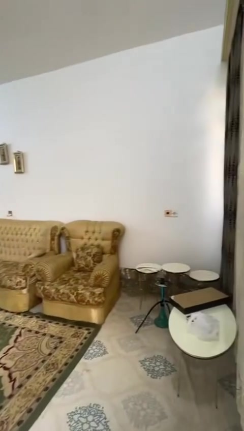 دار للبيع
تكريت القادسية تأهيل الطبي
المساحة الدار 200 متر واجه 10 نزال 20
التفاصيل الدار طابق واحد 2 غرف نوم وصاله ستقبال مطبخ البيت بي نقص واجه من دخال هم شارع الدار 15 
السعر مناسب جدا
اللاستفسار اتصال على رقم ***********
