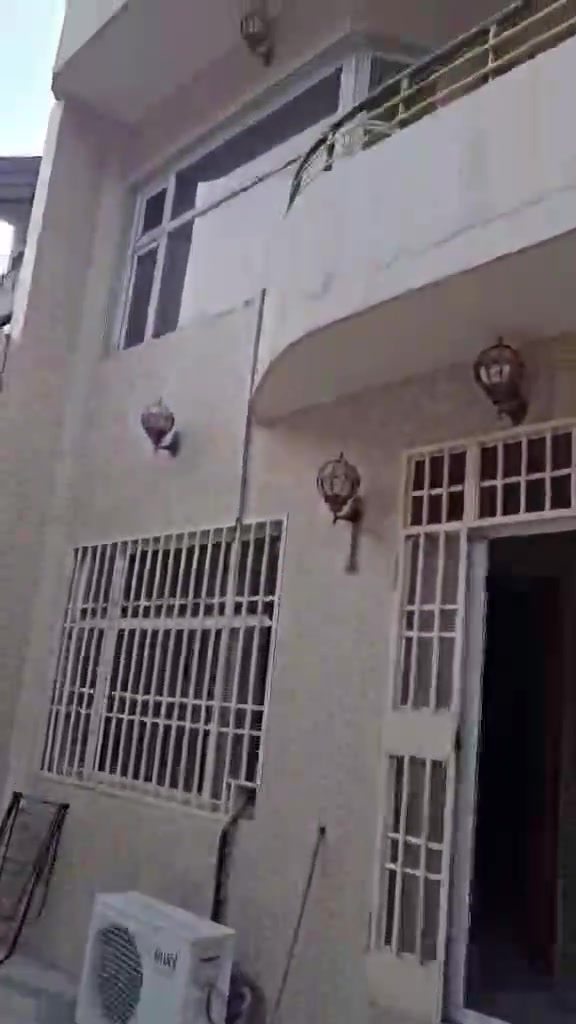 سرچنار • بيت طابقين • ٥ غرف نوم