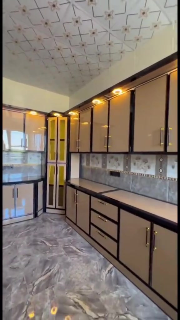 شركة الشروق
 مطابخ وأعمال ألمنيوم عصرية بتصاميم راقية 
$$نعمل بالقسط المريح ودون تحميل فوائد$$
ألمنيوم عالي الجودة
 تصاميم حديثة تناسب جميع الأذواق
 تنفيذ دقيق وتشطيب متقن
 تفصيل حسب الطلب والقياسات
 أسعار مناسبة
📞 واتساب واتصال: ***********
👤 إدارة: د. جمال أبو حسن
شركة الشروق... جودة تثق بها وتصاميم تليق بمنزلك
ومن الله التوفيق.
