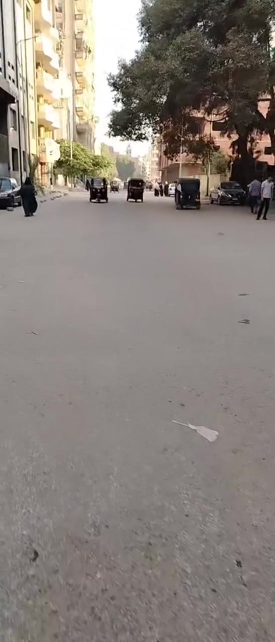 ✨فرصة استثنائية لتملك شقة أحلامك بطلة مباشرة وساحرة على أهرامات الجيزة✨

📍شارع زغلول موقع استراتيجي فريد: على بعد دقائق معدودة من الأهرامات والمتحف المصري الكبير.

150متر: مساحات واسعة وتصميم داخلي يستغل كل متر بأفضل طريقة.
3غرف وريسبشن و2حمام ومطبخ

  ✨تشطيب راقي اول سكن✨

الدور ال11 برج 12 دور اتنين اسانسير

استثمار مضمون: موقع يتزايد إقباله وسعره يومياً، مثالي للسكن الراقي 
أو للاستثمار السياحي 👌

💰مطلوب
للتواصل 012 @ [4963***********0:13708:012 28227199]
