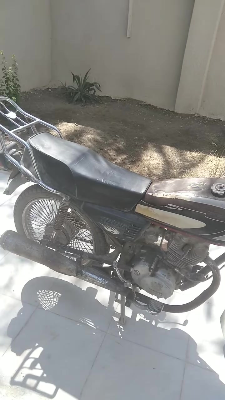 دراجه اربعه كير للبيع
كلك 
السعر ٢٥٠ وبيها مجال
