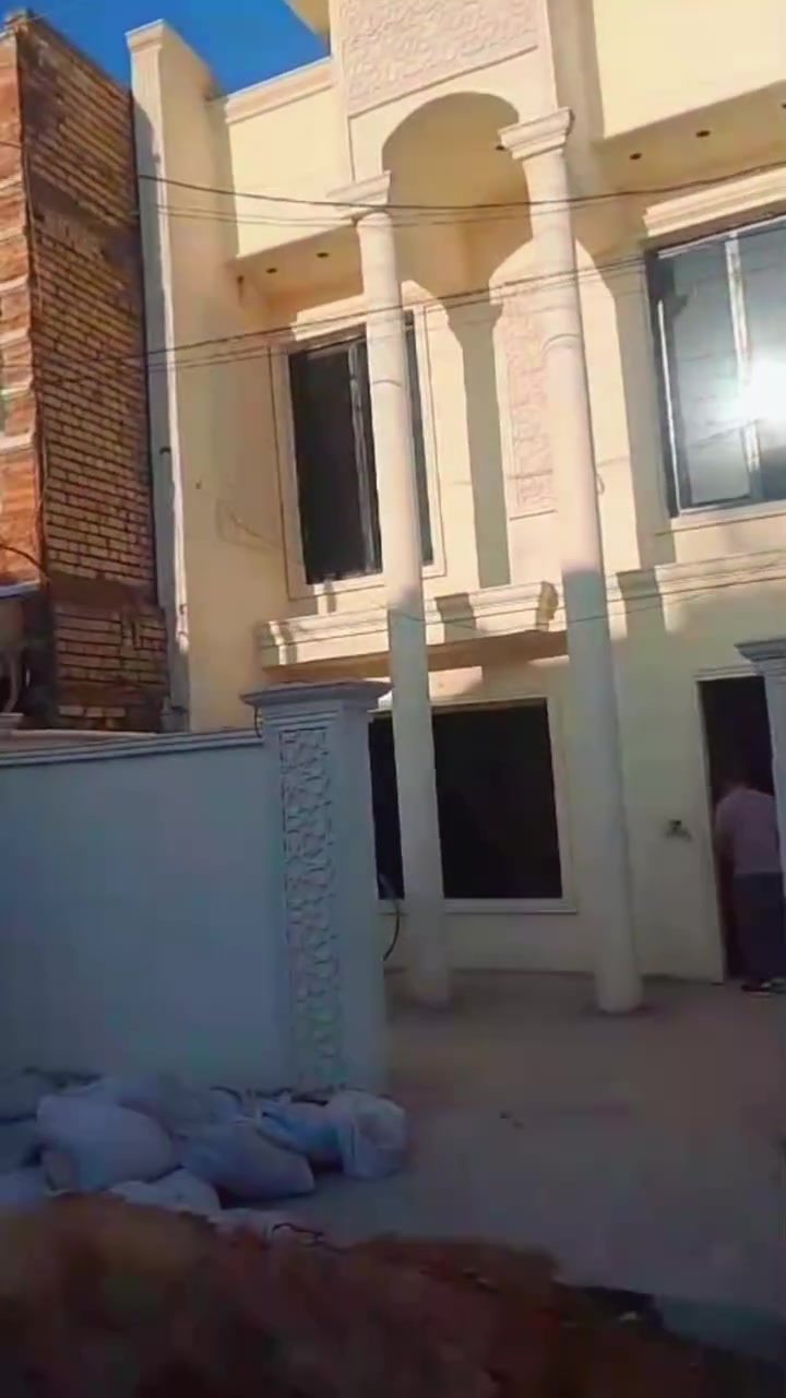🏛️ من أعمال أحد كوادرنا المبدعين ✨
✨ تنفيذ باستخدام مواد تركي أصلية وعالية الجودة
🏠 واجهات عصرية بتفاصيل فخمة وتنفيذ متقن

📍 معرض علي حسن للديكور والواجهات الحديثة
بغداد – المدائن – الوردية

📞 ***********
