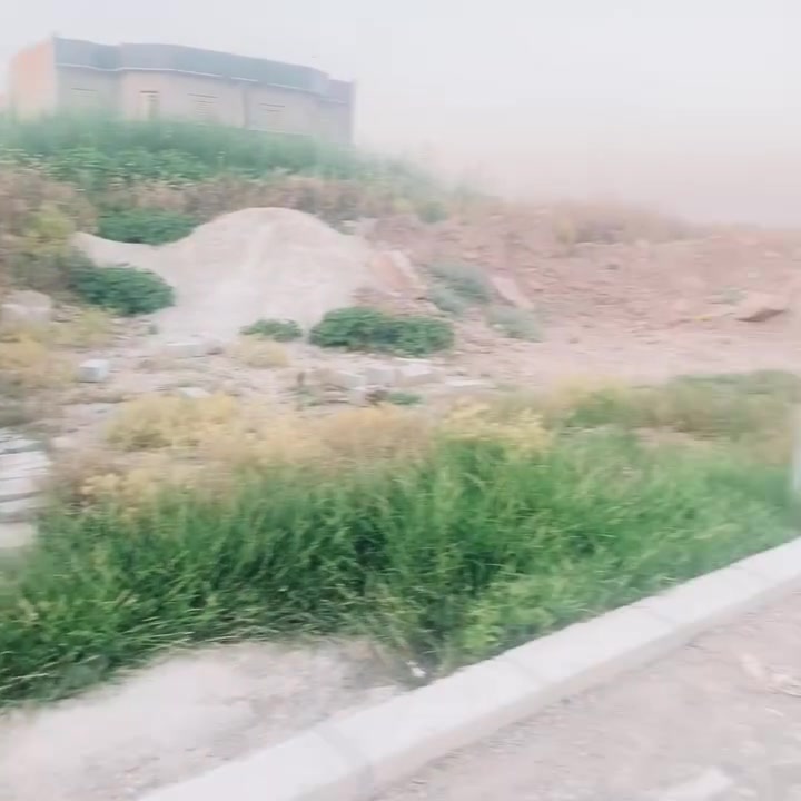 💥 أرض مميزة جداً في حي الملايين الثانية – تقطيع الصائغ 💥

📍 بالقرب من جامع حازم النعيمي
🌳 بستان | ملك صرف
📐 المساحة: ٢١٠م²
📏 واجهة: ١٤م 🔥
🧭 الاتجاه: قبلة
🛣️ شارع ١٢م

💧 ماء | ⚡ كهرباء | 🧱 تبليط
✅ خدمات كاملة

💣 موقع قوي + واجهة عريضة + ملك صرف + خدمات كاملة
💣 سعر مناسب جداً… والبيع مستعجل!
⚡ إذا تدور أرض بموقع مضمون، لا تفوّت هاي الفرصة!

📞 للتواصل والاستفسار:
***********
***********
***********

🏢 التصميم الملكي
📍 طريق موصل دهوك – مقابل الكمرك

🔥 لا تنتظر… الفرص القوية ما تبقى!

#أرض_للبيع #الملايين_الثانية #تقطيع_الصائغ #عقارات_الموصل #ملك_صرف #أراضي_الموصل #فرصة_استثمارية
