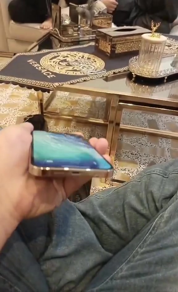 تلفون ايفون 12 برو ماكس مدل شاشه وكاله اصليه بس فيس ايدي متوقف بطاريه 76 تلفون جديد ***********اتصال
