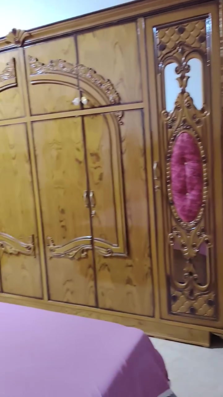 غرفة اخشاب • حي البكر • مجال قليل