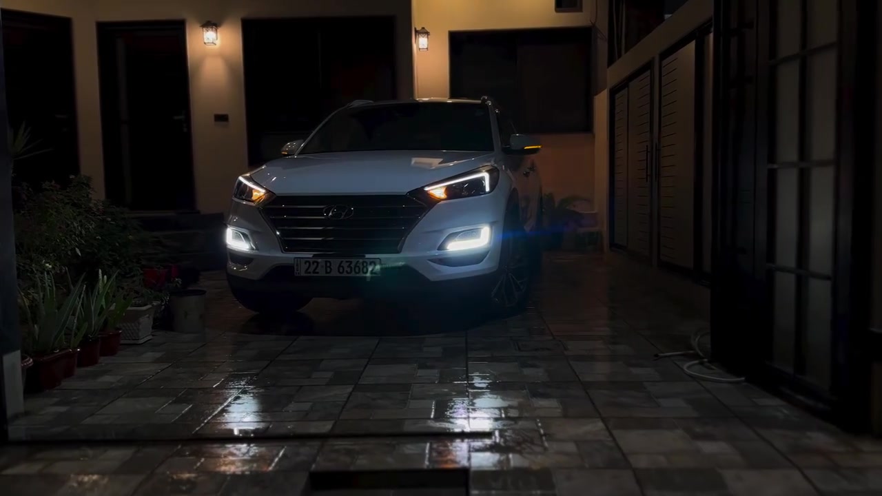 السلام عليكم
Hyundai Tucson

موديل 2020 كوري اصل وليس چيكي

ماشيه 108.000

مكينه 2.000دوش 

محرك +كير شرط ما مفتوح 

فول مواصفات عدا البانوراما 

بصمه تشغيل 

تشغيل عن بعد 

بصمه أبواب 

اشاير بل مري 

مري شفط

نضام ترحيب 

كراسي امامي الاثنين كهرباء ⚡️ 

شاشه وكامره اصلي يدعم كار بلي واندرويد اوتو 

شحن لاسلكي 

ويل كب كروم 

هندبريك بل رجل 

اريل نافكيشن زعنفه 

حساسات امامي خلفي 

طخم تايات جديد 

السياره جاهزه خاليه من اي نقص 

سنويه باسمنا إلى 2031 

هزه إلى 2027/7تسقط 

مكاني موصل 

***********اتصال +واتساب
