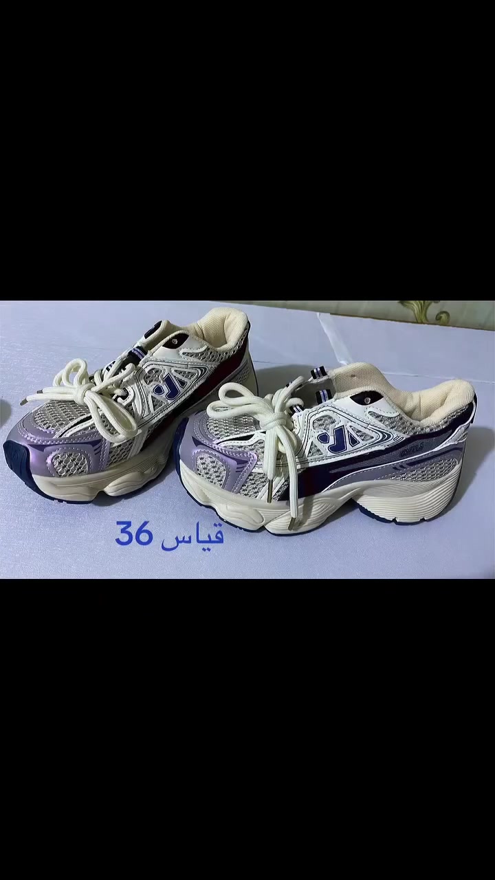 تشكيلة احذيه مدرسيه متنوعه القياسات موضحه داخل الصور بسعر 6 الاف
توصيل بغداد 3500 للحجز والاستفسار *********** واتساب يوجد توصيل بغداد وجميع المحافظات
