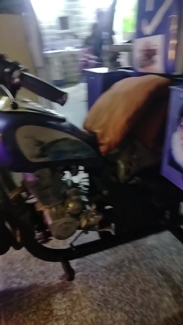 سلام عليكم ستوته البيع جمره فحل مكفوله مديل2023 وكيله علي عنجور بسمي مكاني نجف حي العسكري ***********
