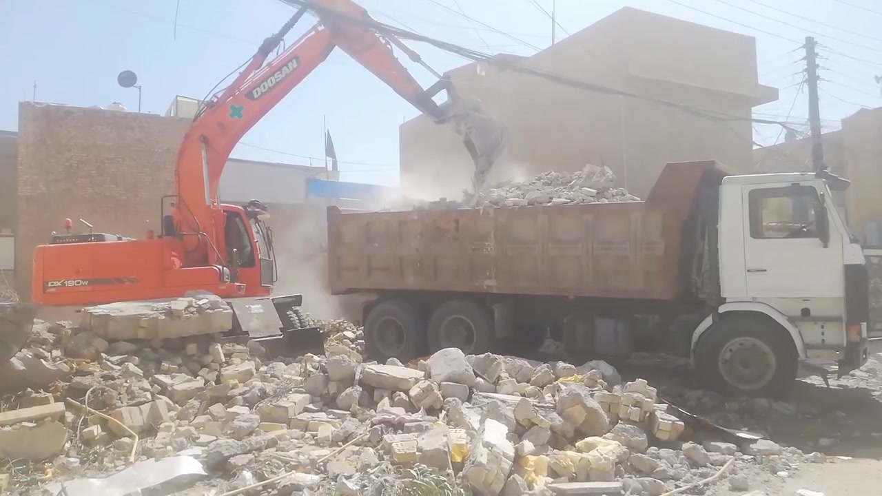 ابو امير لهدم الدور والبنايات المتعددة الطوابق ورفع الانقاض وحفر الجفر وتجهيز السبيس فراش وحدل في جميع مناطق بغداد           (( ابو امير *********** ))
