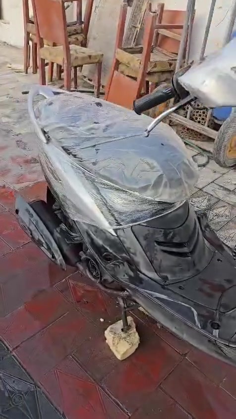 ماكس عدله كفاله عامه صارله شهر من طالعه 
شلعته اتخبل تفحص وين ما تريد اكلجات رياضي دبلات كدام رياضي  مكاني ناصر يه المو شراي لا تعبني حبي
 الرقم *********** السعر خاص  الوصل مالت الحاويه موجود
