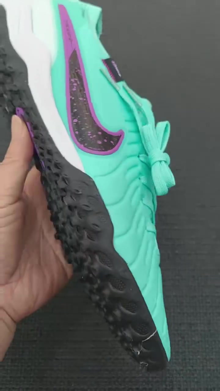 جديد مجمع الهدف الرياضي
حذاء  NIKE TIEMPO 
الاحجام
39
40
41
42
43
44 

البيع جملة فقط
***********
***********
خدمة  التوصيل متوفره لجميع المحافظات خلال 18ساعه
