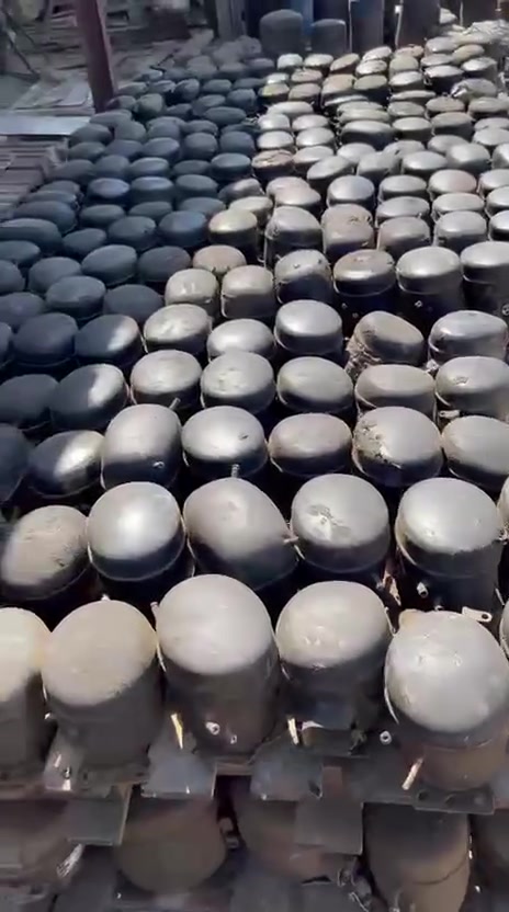 سلام عليكم مواطير مال ثلاجه مال براد مواطير مال سبالت كبار وضح بل فيدو كلشي كلاهن نحاس كلاهن شغلات عل فحص بيع كميه خاير من اللّٰه مكاني بغداد رقم تليفون مكلف بل نشر
*********** علي
***********
