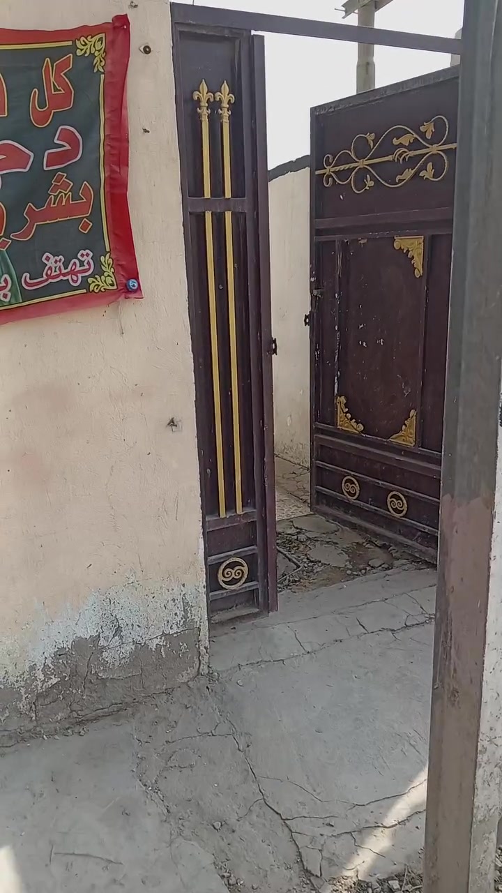 دور أرضي • غرفة وصالة • البلديات التراث