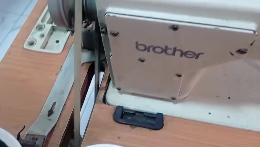 براذر صناعيه مكانها كربلاء 
سعرها 200 

***********
