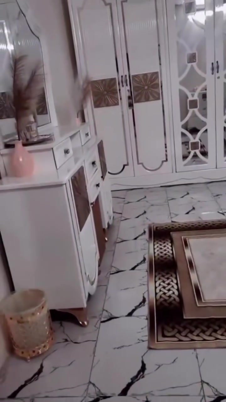 يالله سلام عليكم غرفه جديده نضافه ٩٩ بل١٠٠ غرفه جديده ونضيفه صاج عراقي تصميم تركي رقمي
***********
